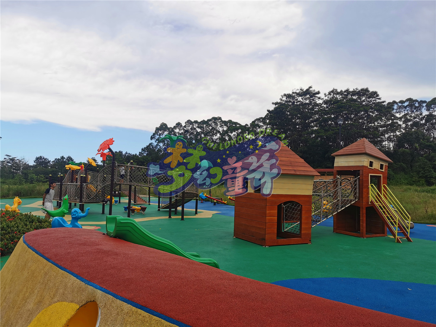 清遠(yuǎn)美林湖兒童活動(dòng)場