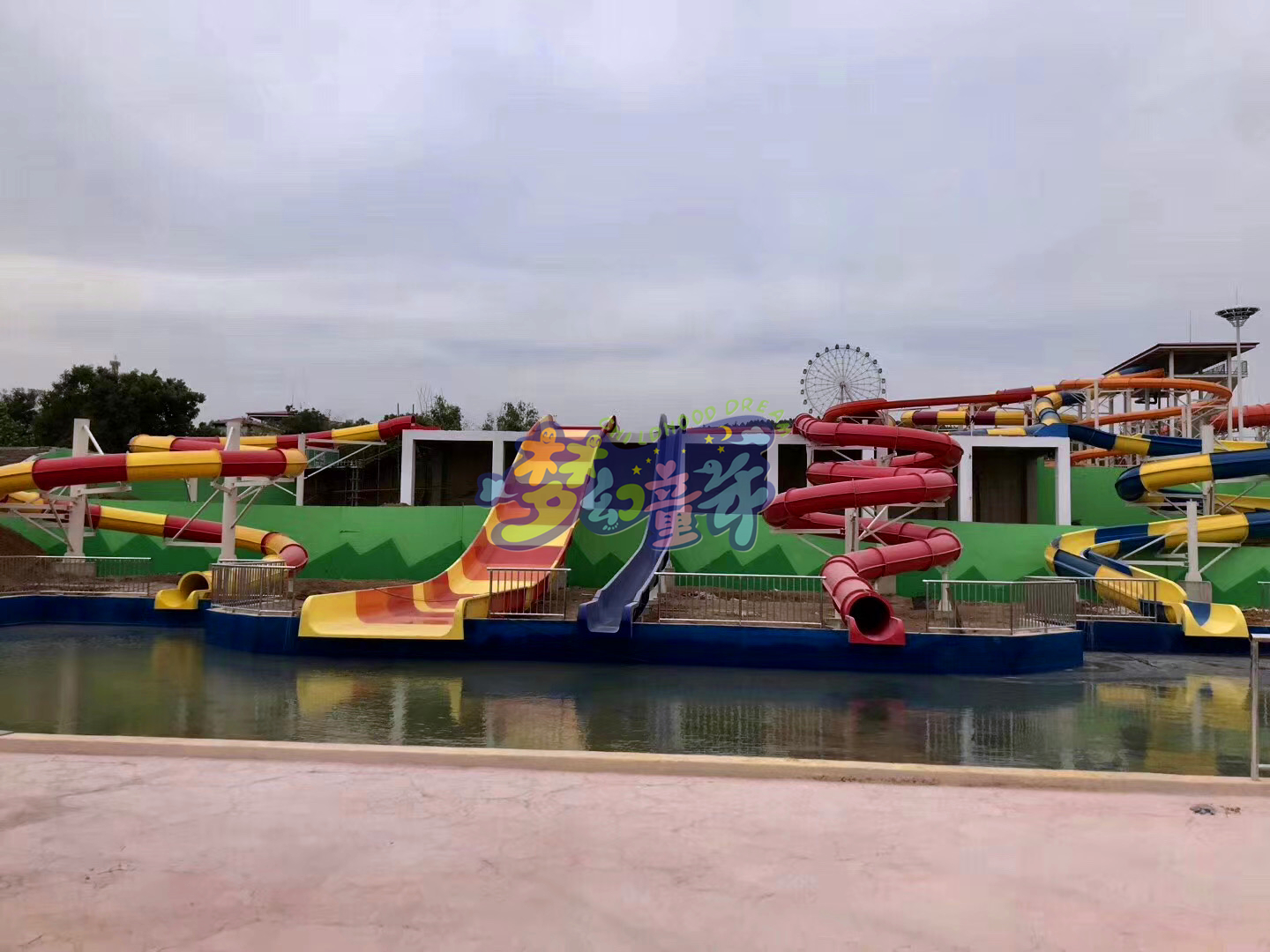 河南省新鄉(xiāng)市五龍山響水河水上樂園