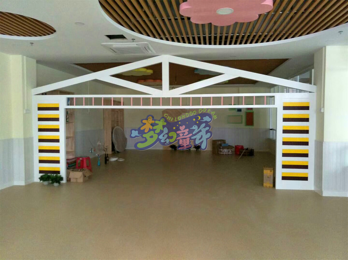 花都東駿翰飛幼兒園