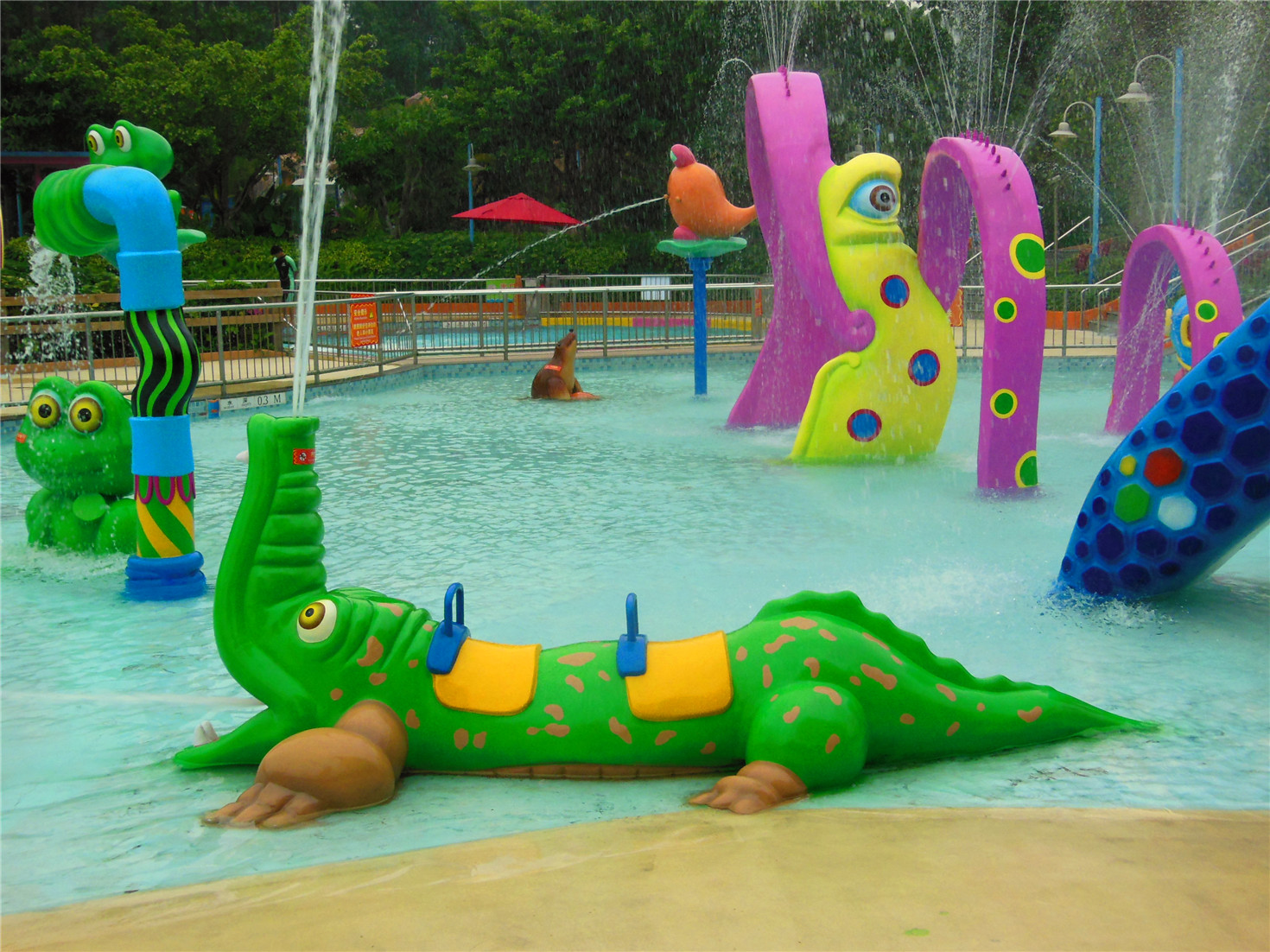 噴水鱷魚